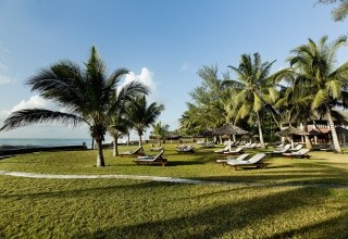 Neptune Palm Beach Boutique Resort & Spa