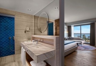 Acanthus & Cennet Barut Collection