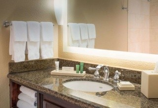 Hilton Cocoa Beach Oceanfront (Cocoa Beach)