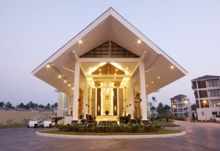 Kantary Beach