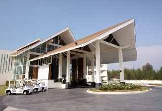 Kantary Beach