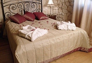 Petrino Suites (Kassandra)