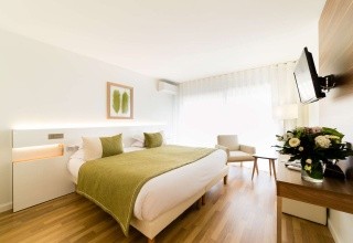 Helios (Juan-Les-Pins)