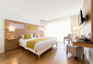 Helios (Juan-Les-Pins)