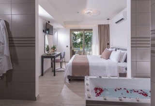 CHC Imperial Palace