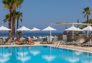 Leonardo Crystal Cove & Spa by the Sea