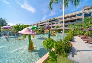 Maikhao Palm Beach Resort