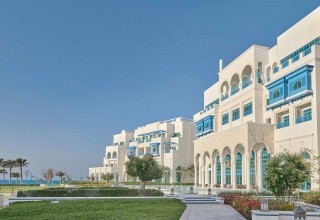 Hilton Salwa Beach Resort & Villas