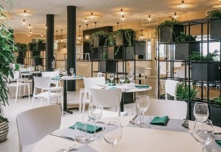 Mangia's Brucoli Resort