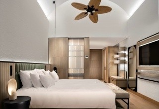 Radisson Collection