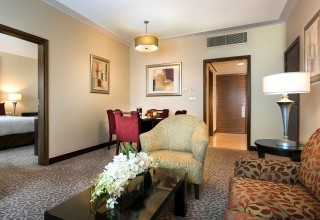 Swissôtel Al Murooj Dubai
