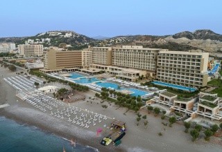 Amada Colossos Resort