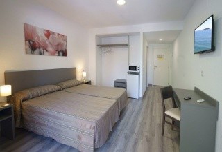 HOSTAL ANNA BENIDORM