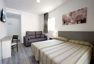 HOSTAL ANNA BENIDORM
