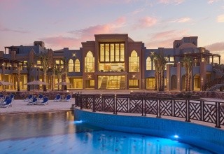 Lazuli and Resort