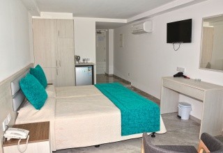 Melini Hotel Suites