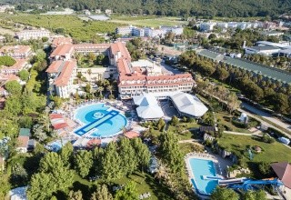 Queen's Park Le Jardin Resort