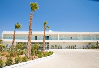 White Dreams Resort