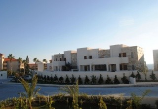 Amphora & Suites