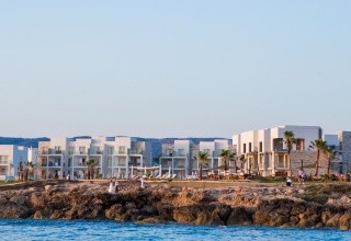 Amphora & Suites