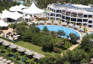 Latanya Beach Resort
