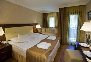 Latanya Beach Resort