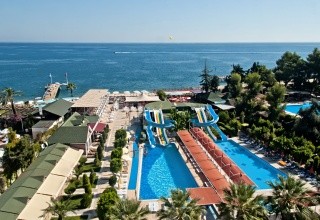 Armas Beach