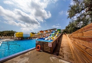 Caretta Paradise Resort & Waterpark
