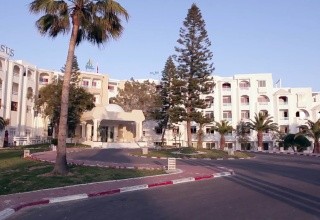 Thapsus beach Resort