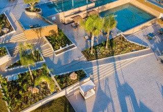 Cavo Zoe Seaside