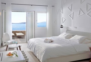 Amazon Mykonos