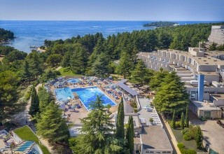 Valamar Crystal