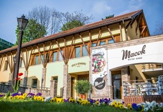 Imola Hotel Udvarház
