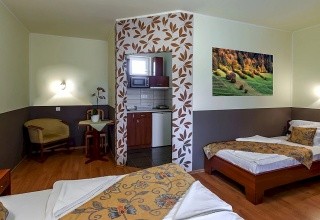 Aranypatkó Fogadó (Győrújbarát)