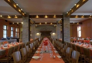 Sarlóspuszta Club