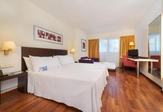 TRYP Valencia Feria