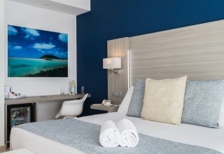 Royal Palm Resort & Spa