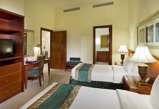 Pearl City Suites