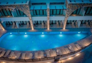 Cavo Suites