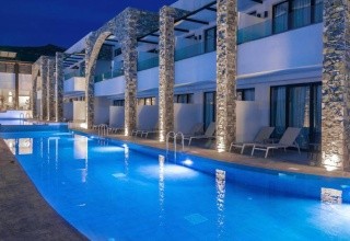 Cavo Suites