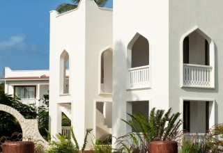 LUX* Marijani Beach Resort & Spa