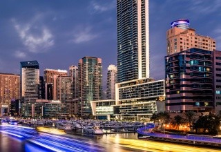 VIDA Dubai Marina & Yacht Club