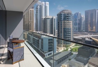 VIDA Dubai Marina & Yacht Club