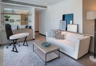VIDA Dubai Marina & Yacht Club