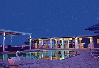 Mari Beach