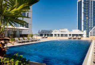 La Suite Dubai Hotel & Apartments