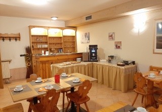 Garni Caravasc