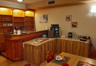 Garni Caravasc