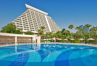 Sheraton Grand Doha Resort & Convention
