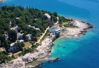 Verudela Beach & Villa Resort